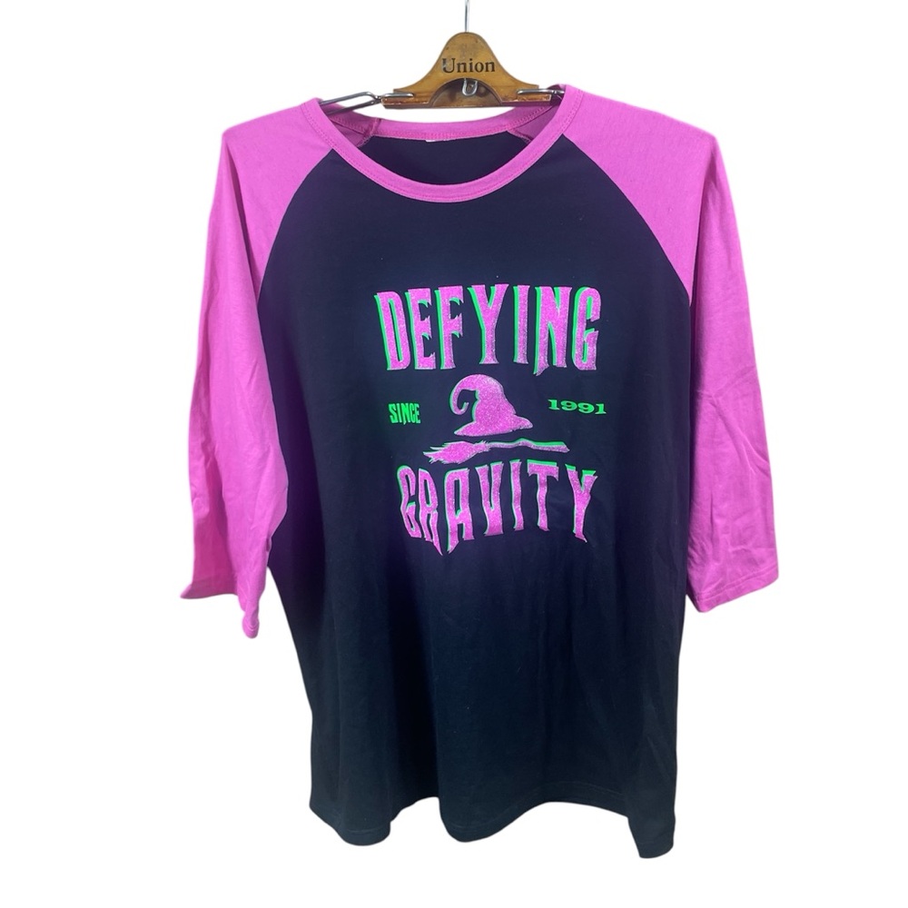 Defying Gravity Witch Women’s Long Sleeve T-Shirt Size NO TAG